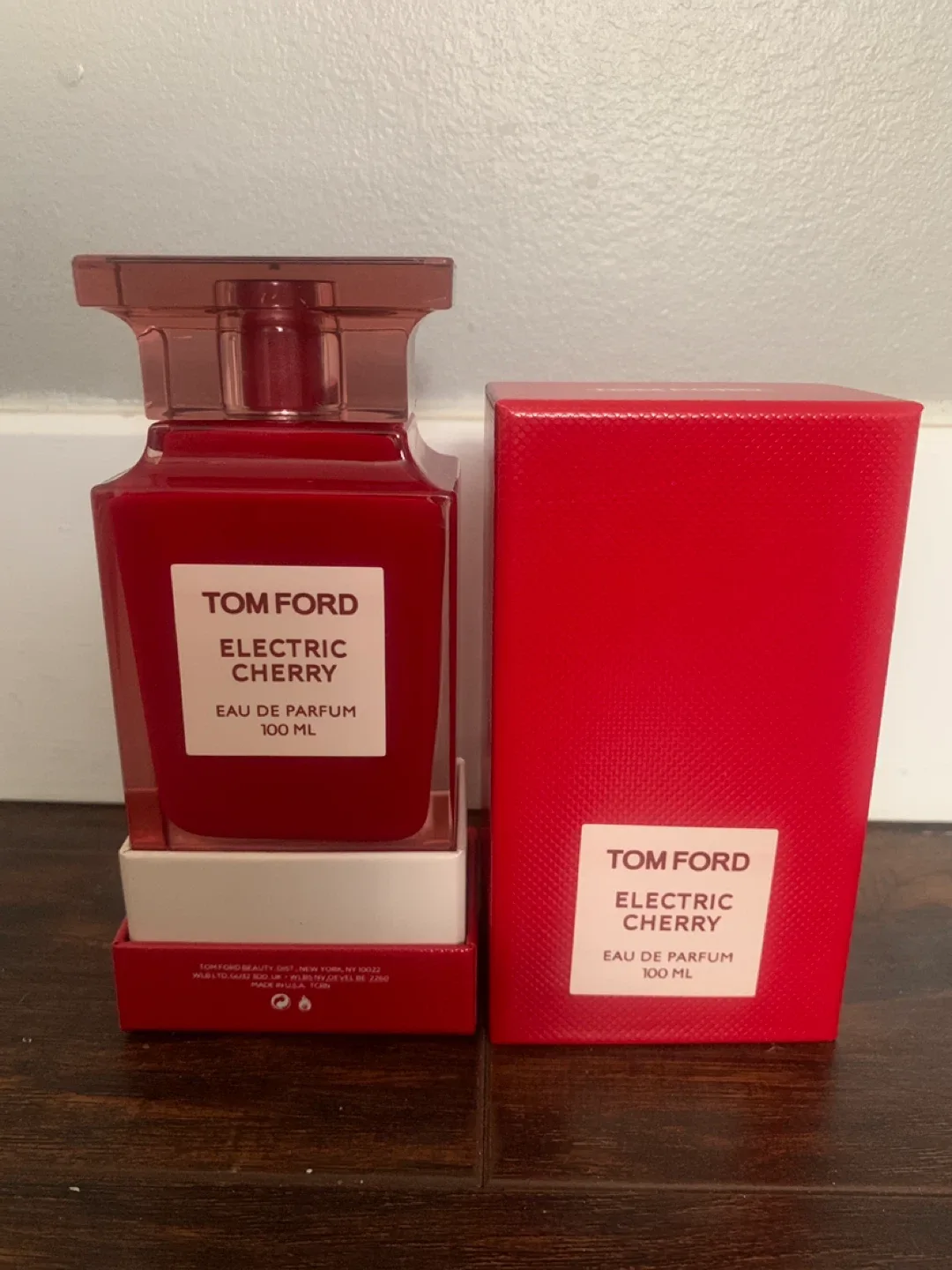 Tom Ford Electric Cherry Eau de Parfum 100 ml image indicator(2)