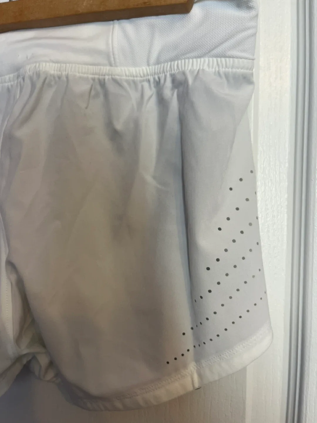 🥕Under Armour White Running Shorts image indicator(5)
