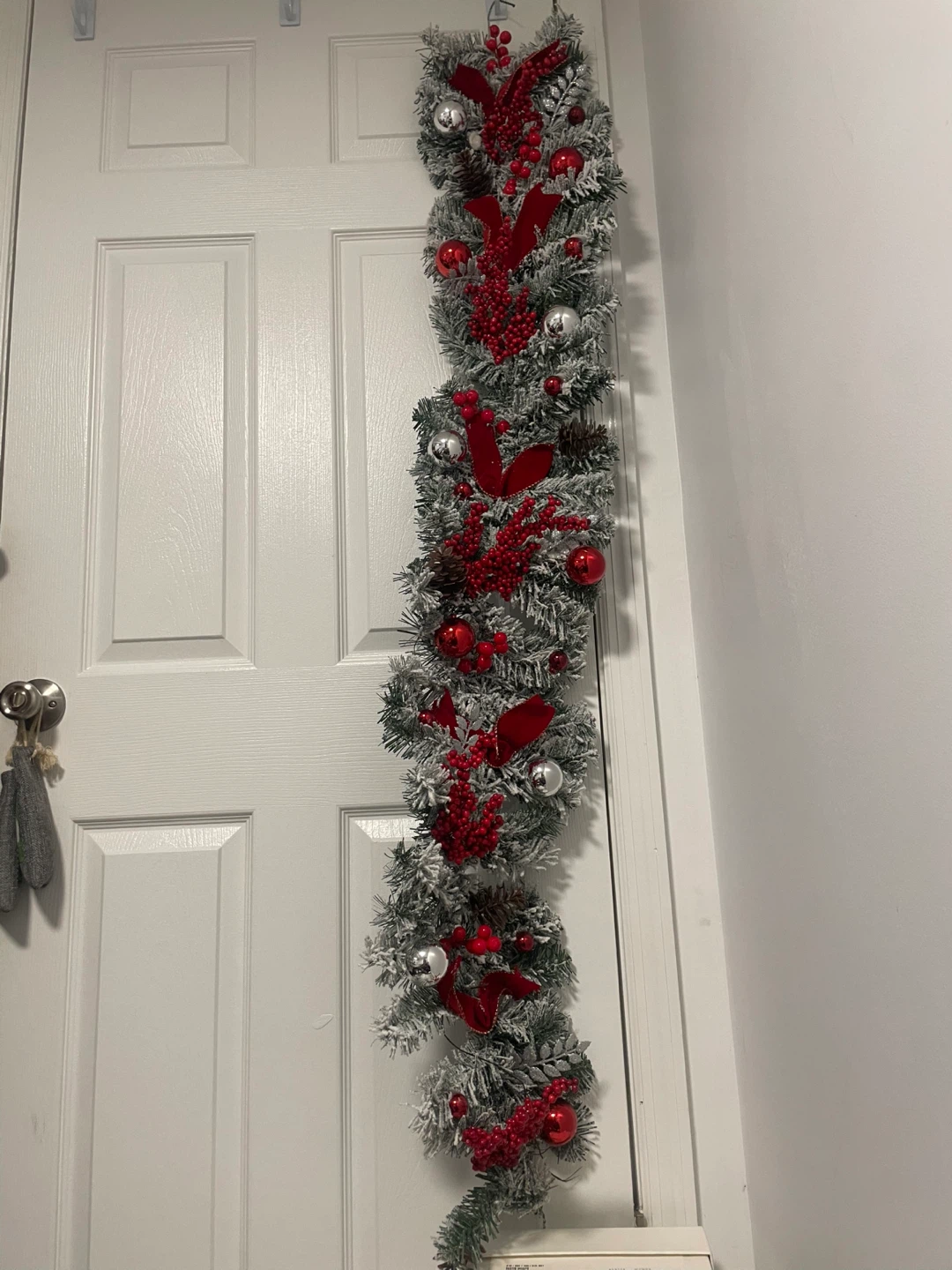 Christmas Garland with Red & Silver Ornaments - photo 5