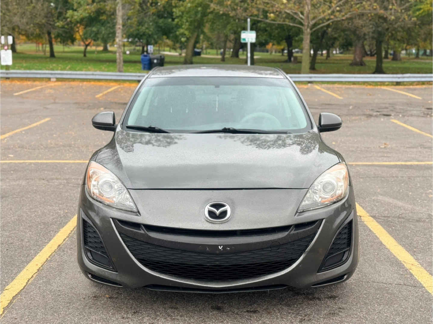 Mazda 3 Sedan - Great Condition! - photo 2