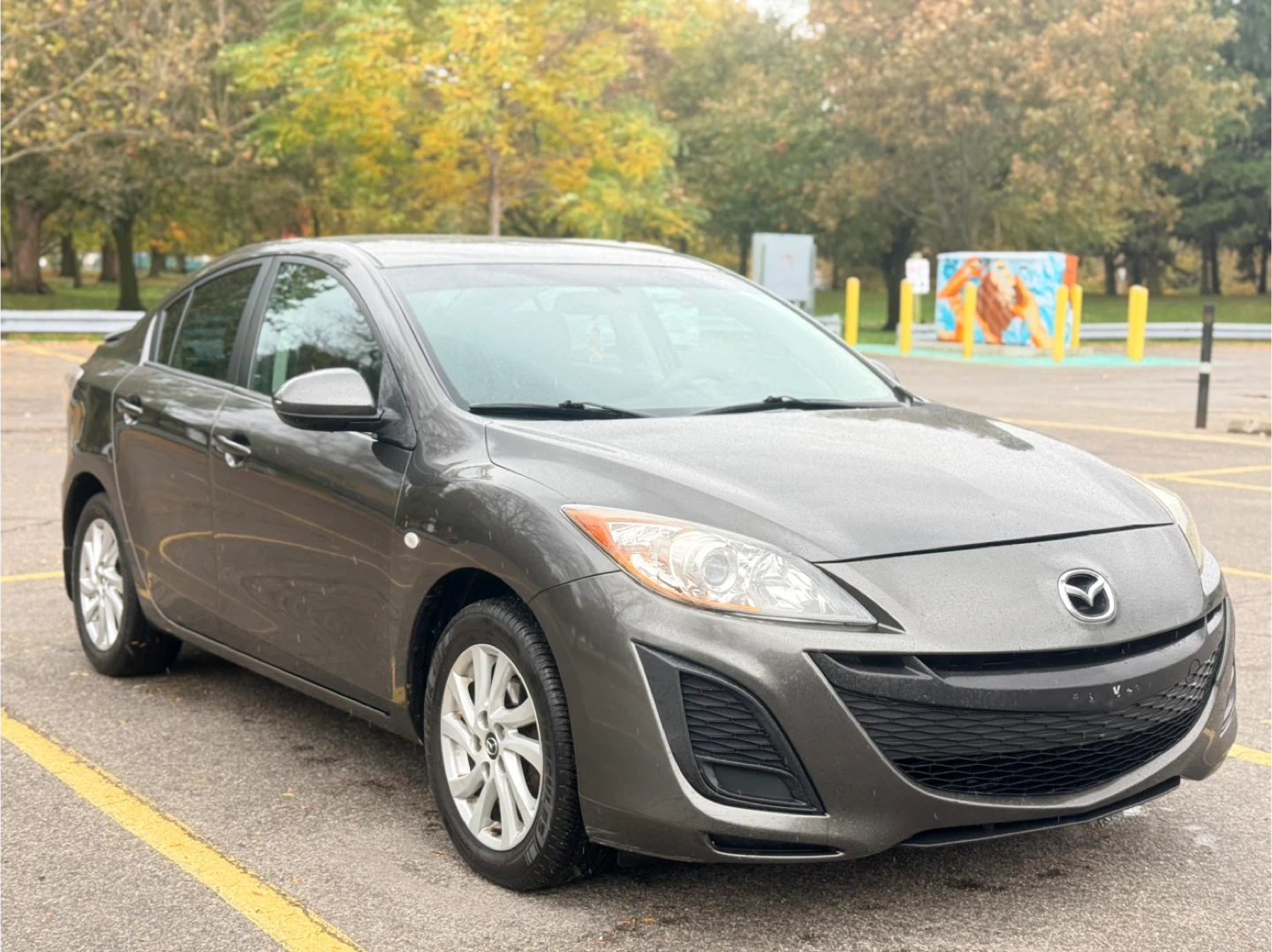 Mazda 3 Sedan - Great Condition! - photo 3