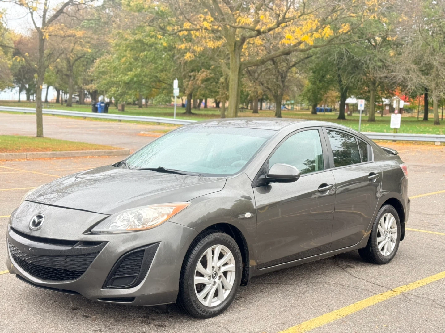Mazda 3 Sedan - Great Condition!