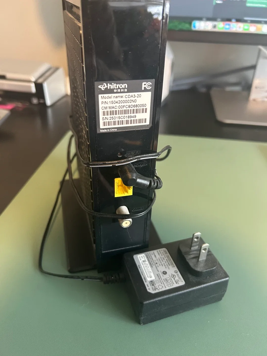 Hitron CDA3-20 DOCSIS 3.0 Cable Modem 🥕 image indicator(2)