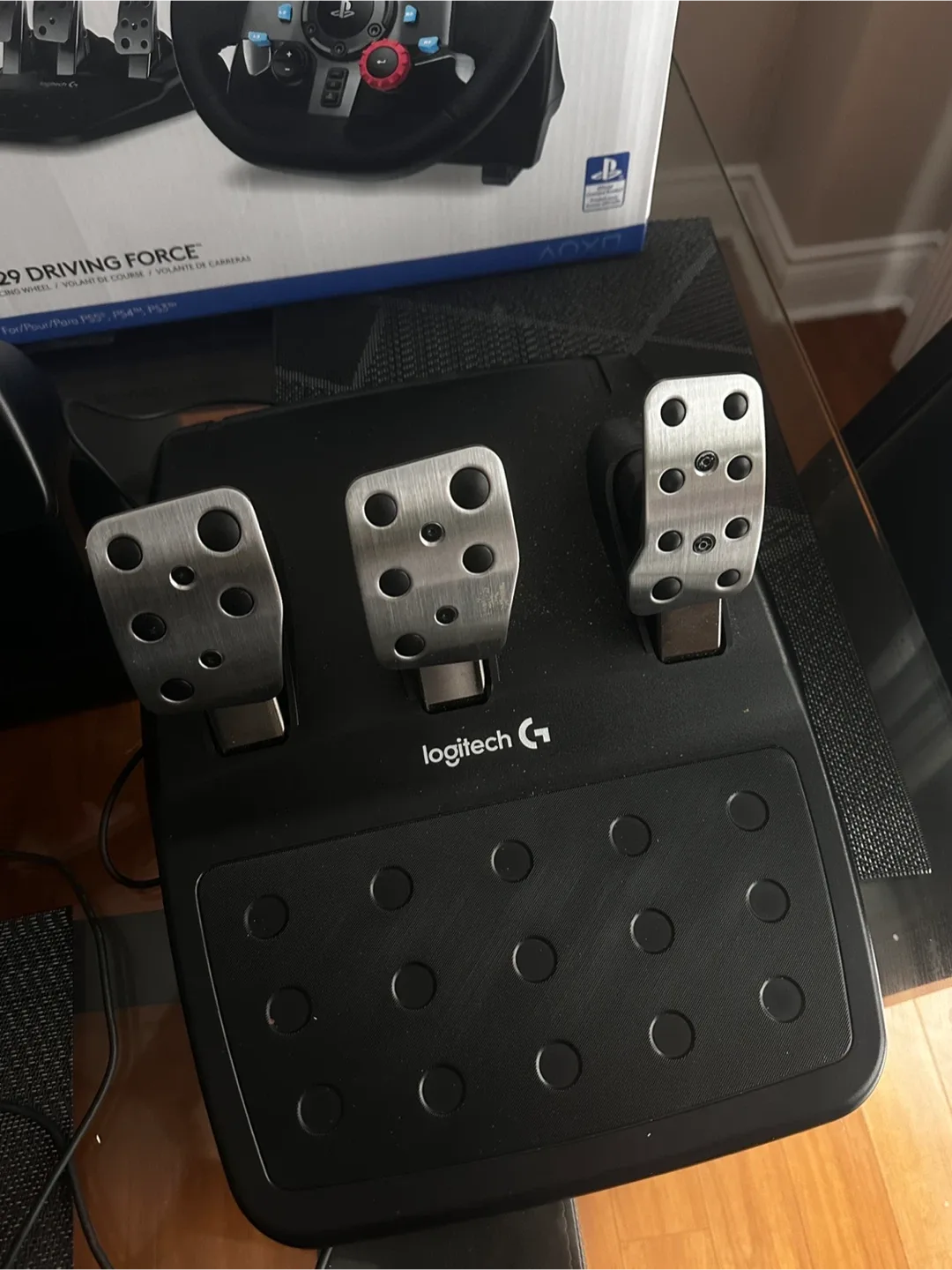 Logitech G29 Racing Wheel + Racing Max Speed Handbrake image indicator(3)