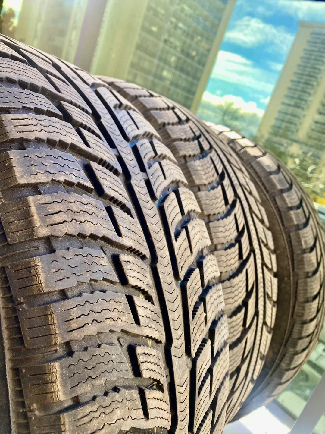 Winter Tires 225/65/R17 - Set of 4 tires image indicator(3)