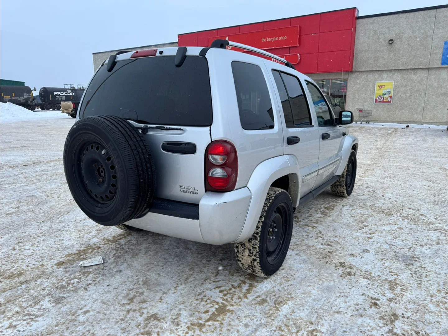 Jeep Liberty Limited SUV image indicator(2)