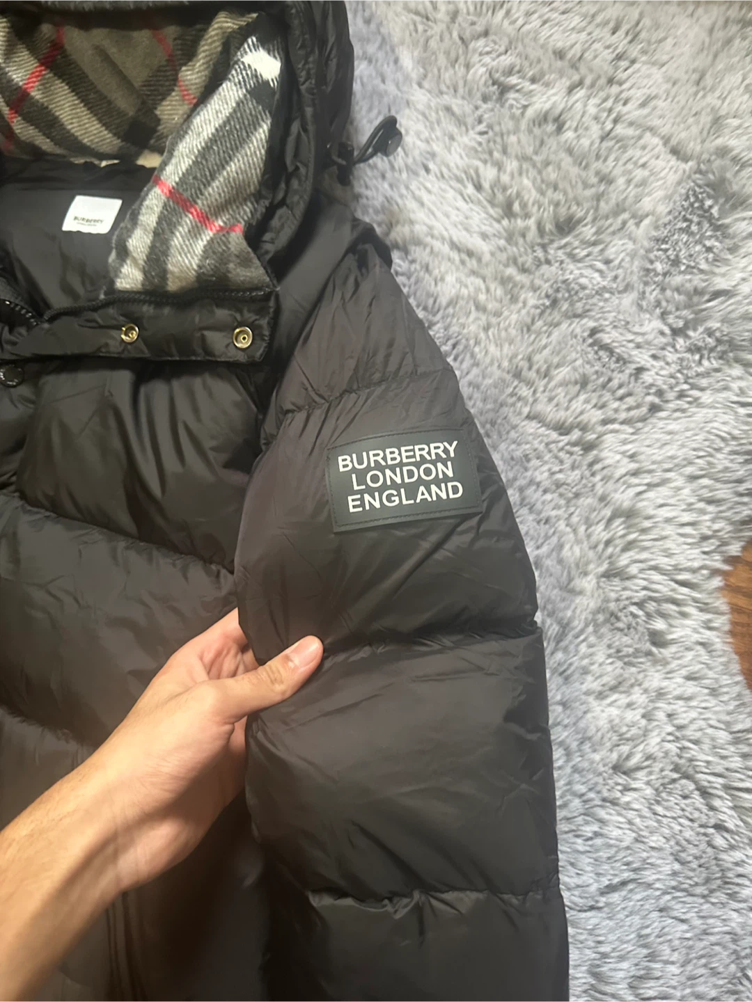Burberry Black Puffer Jacket - photo 2