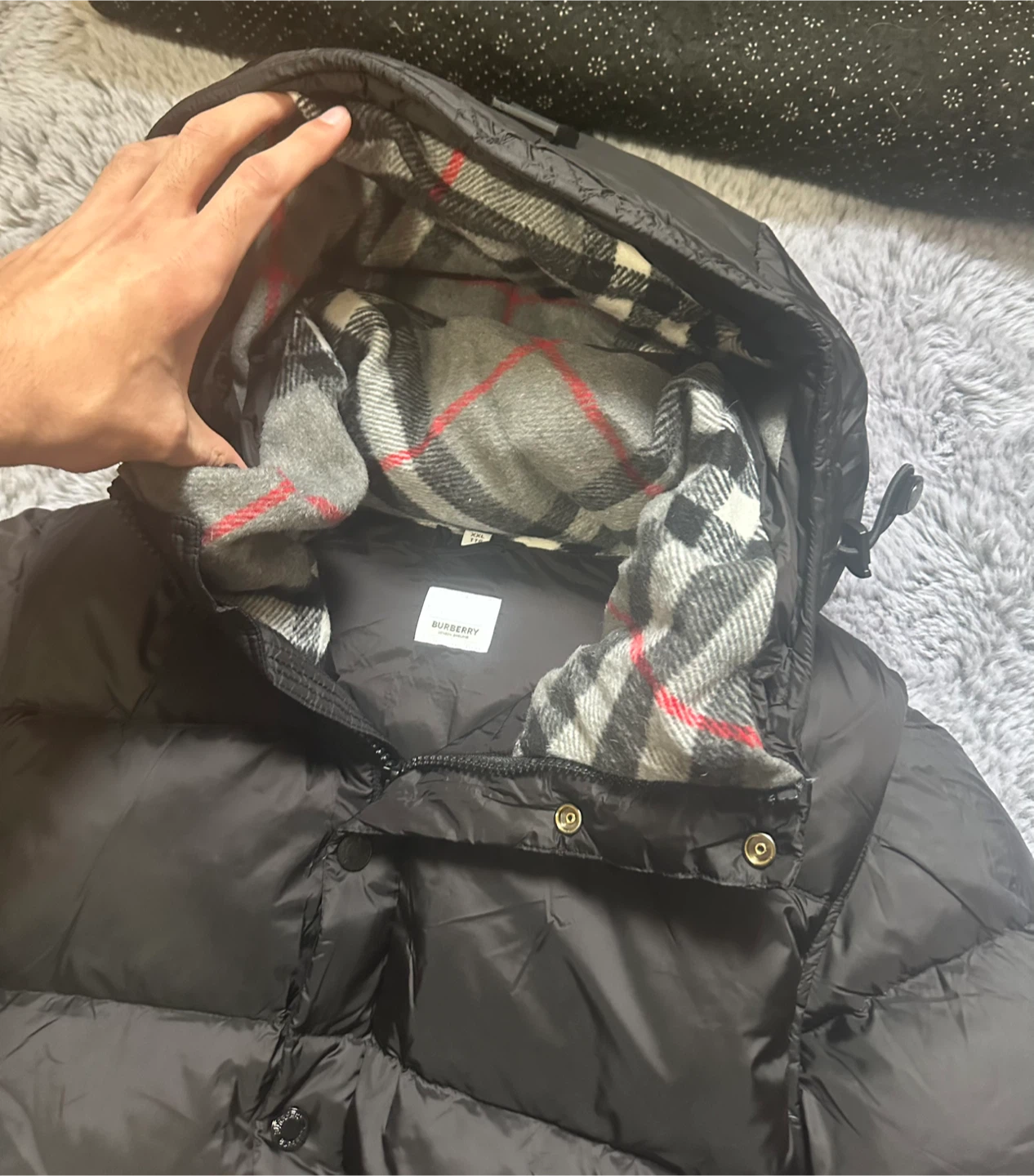 Burberry Black Puffer Jacket - photo 4