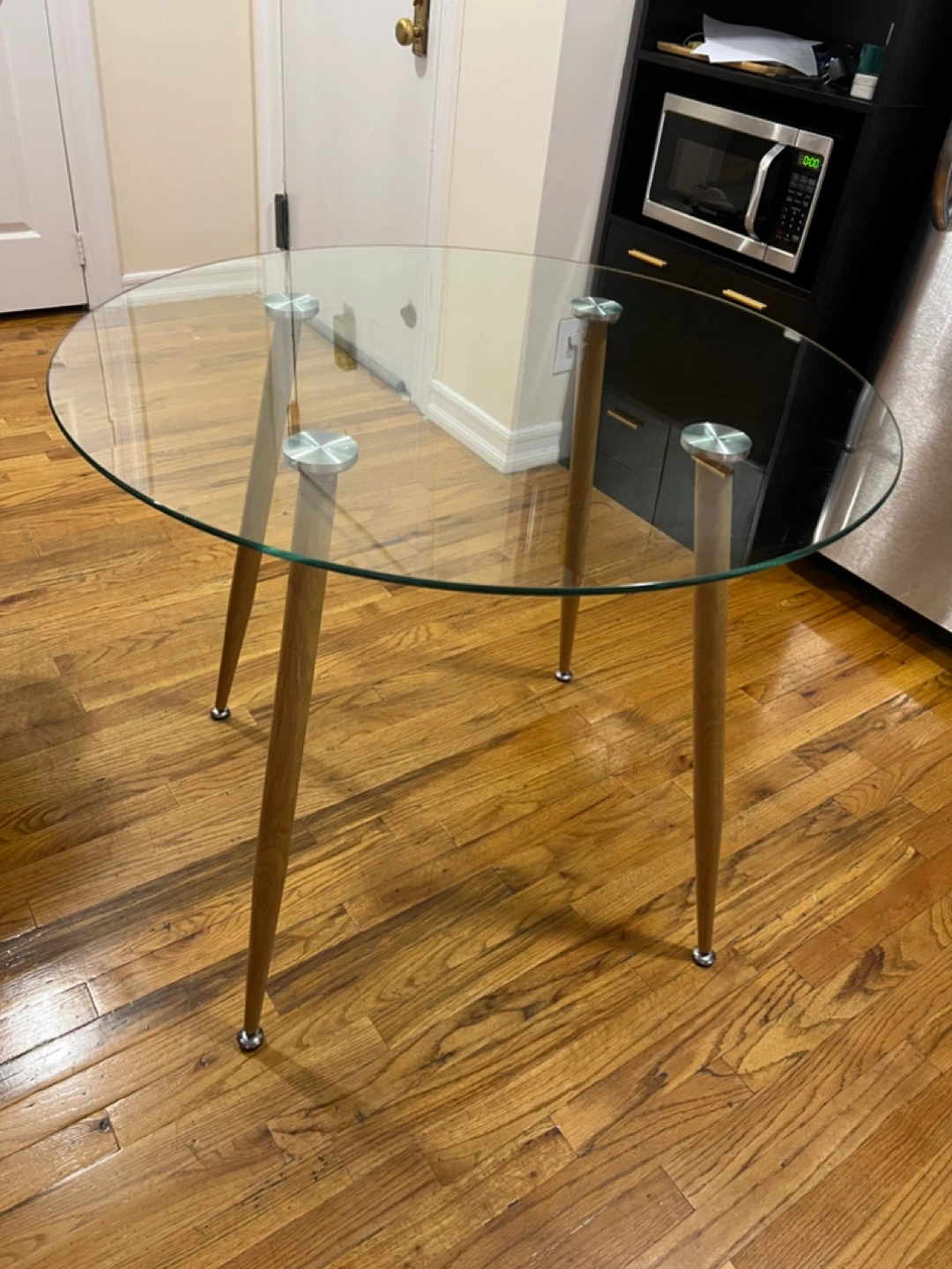 Round Glass Top Dining Table - photo 2