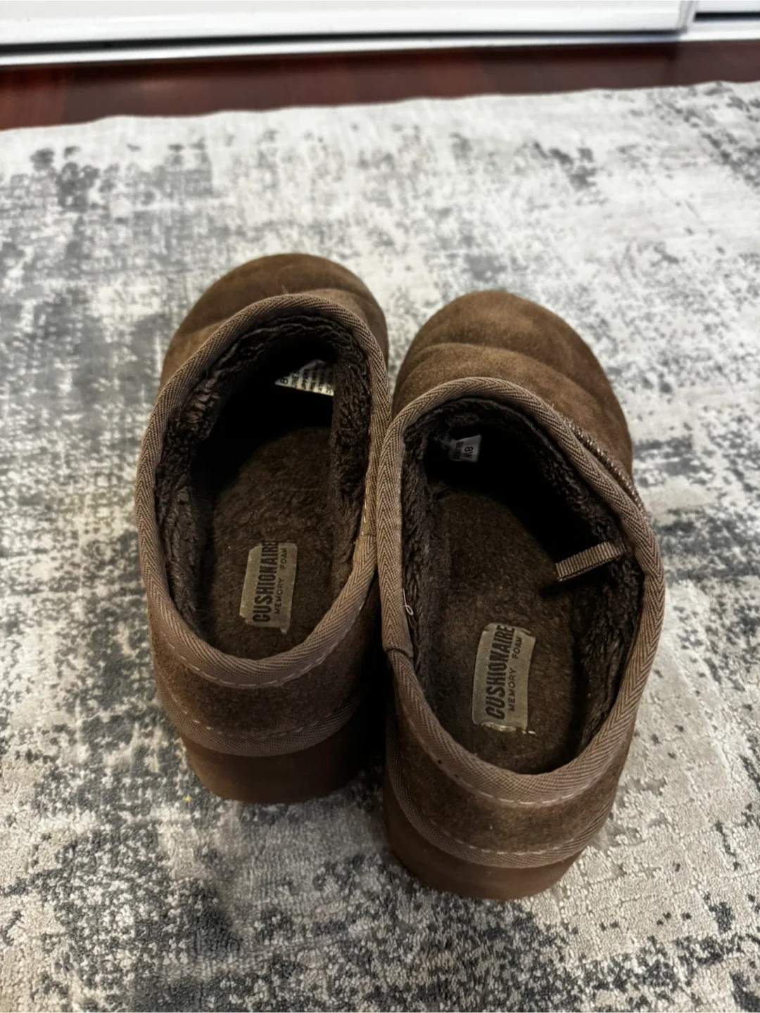 Cushionaire Memory Foam Brown Slippers Size 8W image indicator(3)