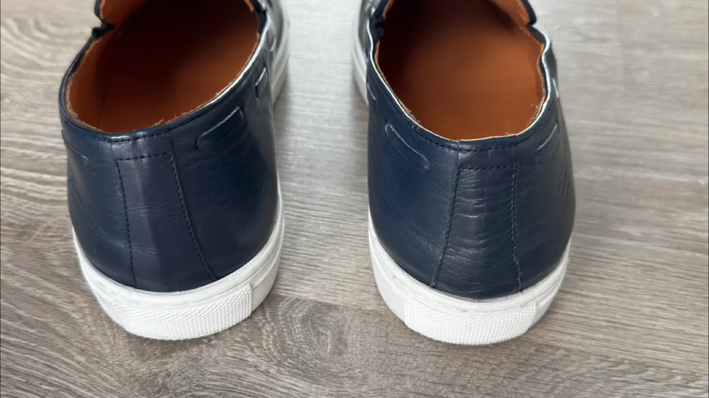 Men's Navy Blue Leather Tassel Loafers made in Italy 43 image indicator(4)