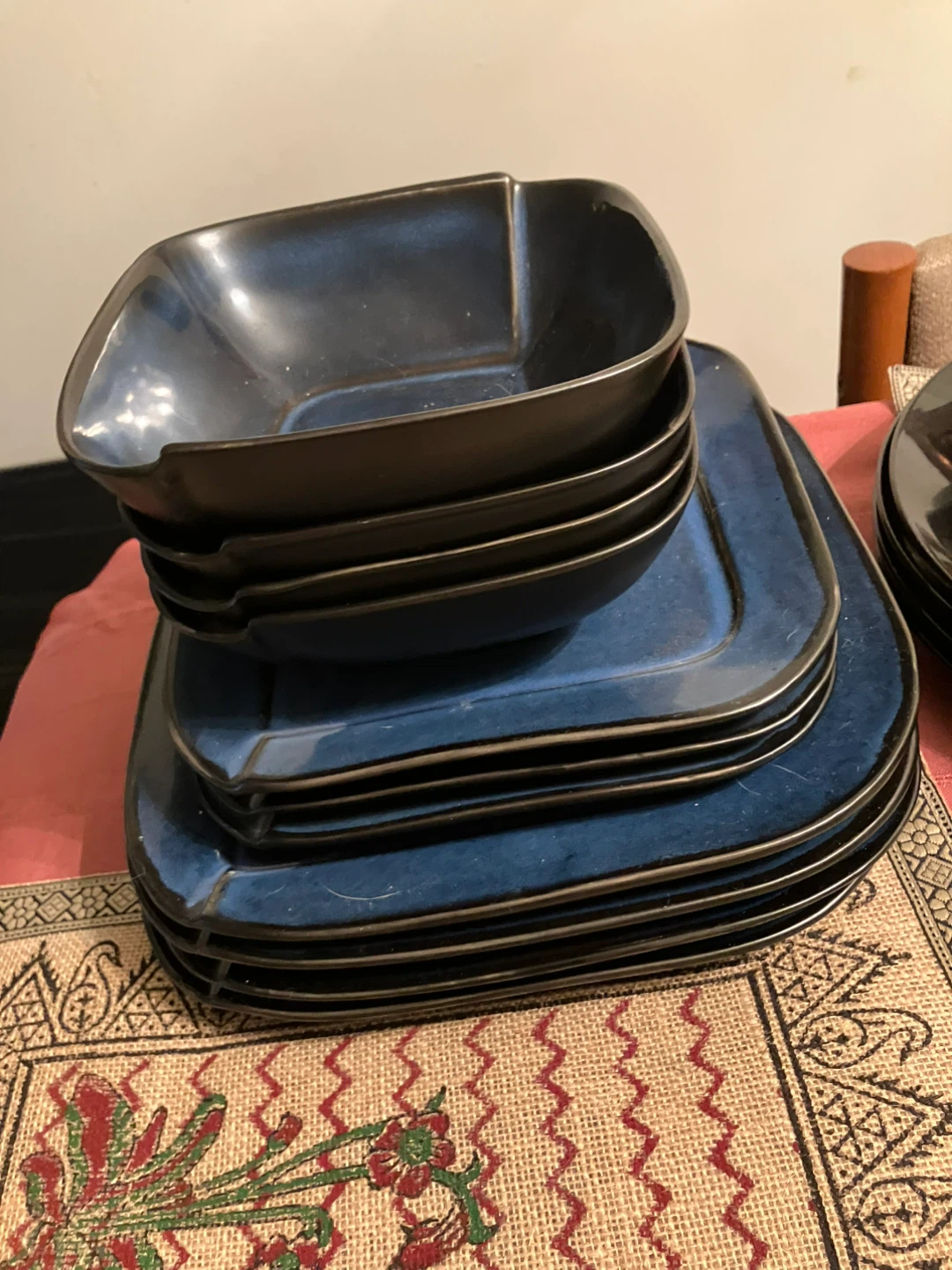 4 settings Blue Square Dinnerware Set