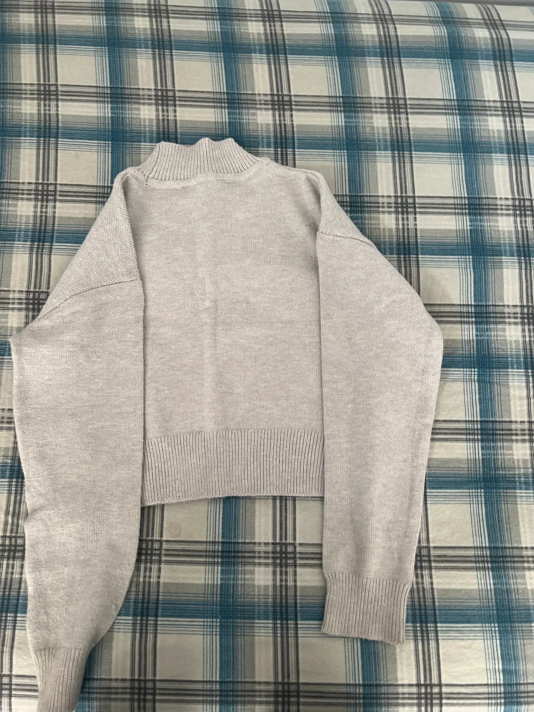 Grey Bow Knit Sweater image indicator(3)