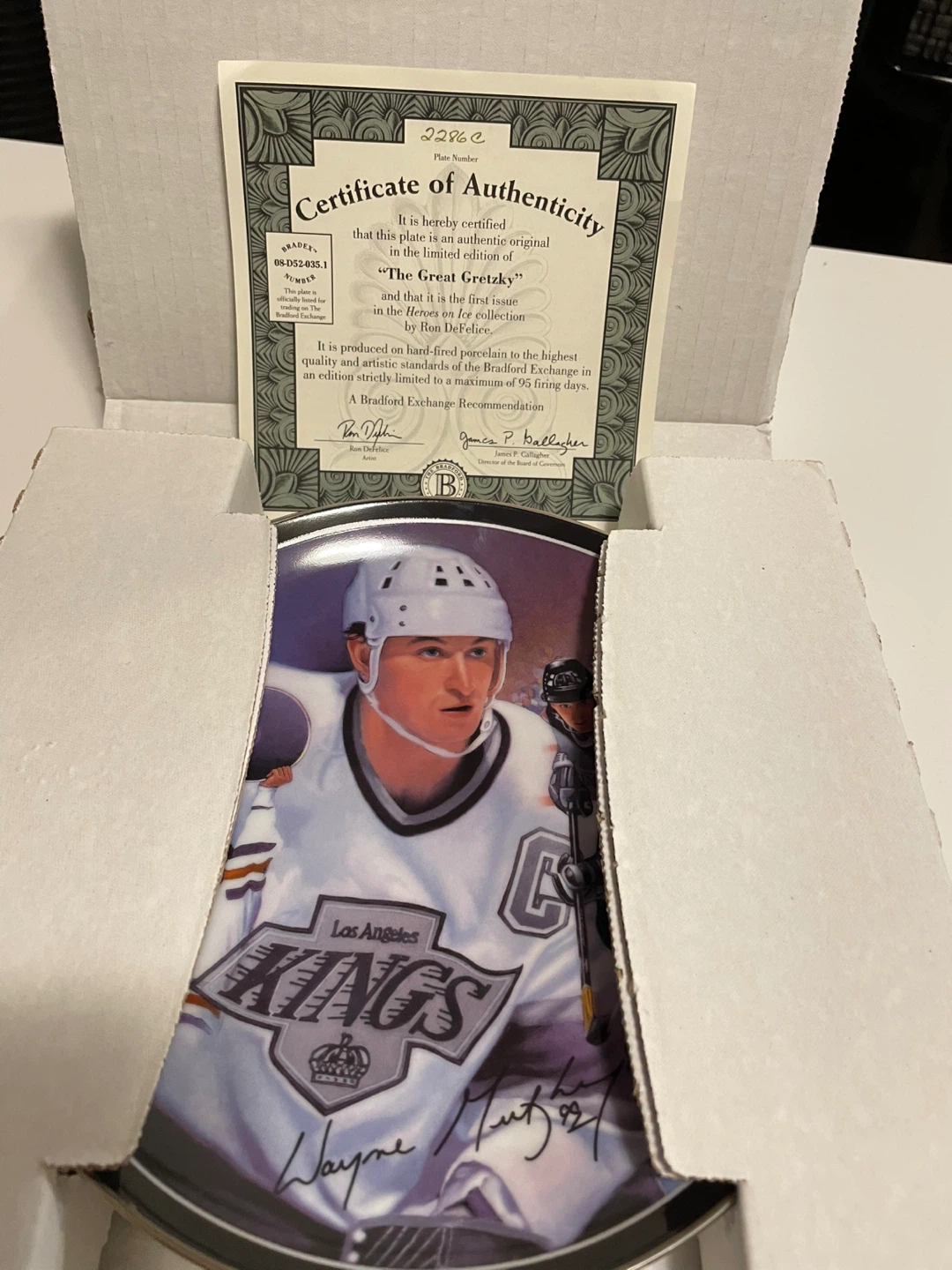 The Great Gretzky Plate One - Bradford Exchange - photo 3