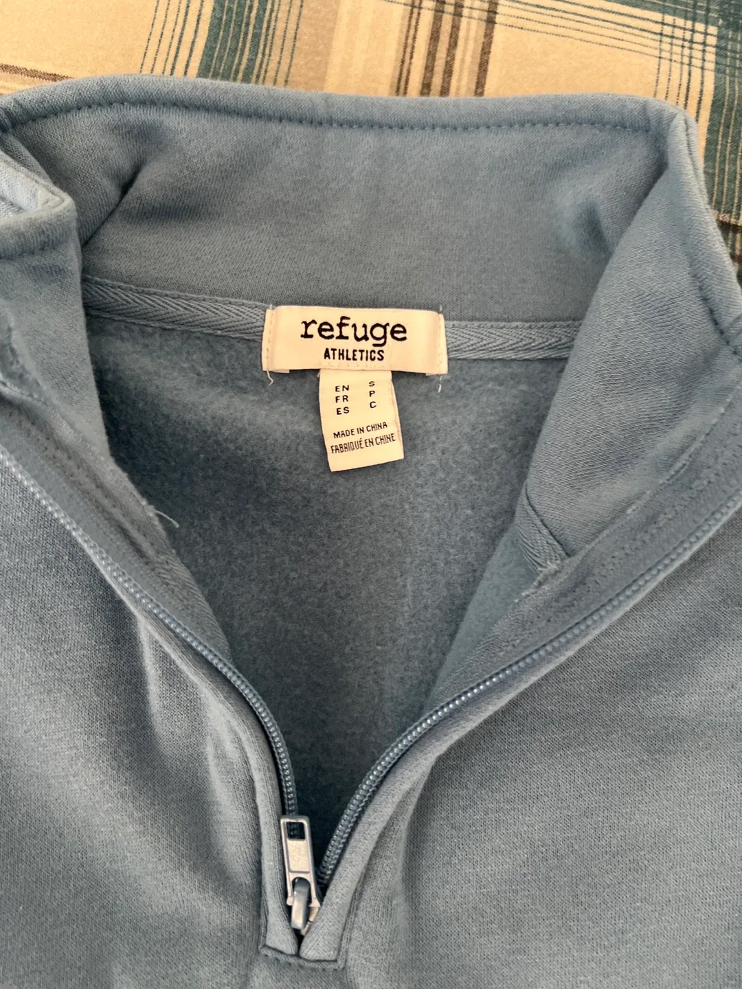 Refuge Athletics Blue 1/4 Zip - Size S image indicator(3)