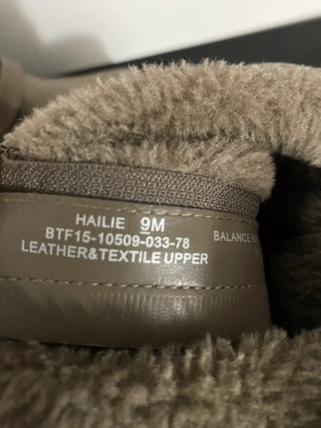 Bare Traps Winter Boots Women image indicator(5)