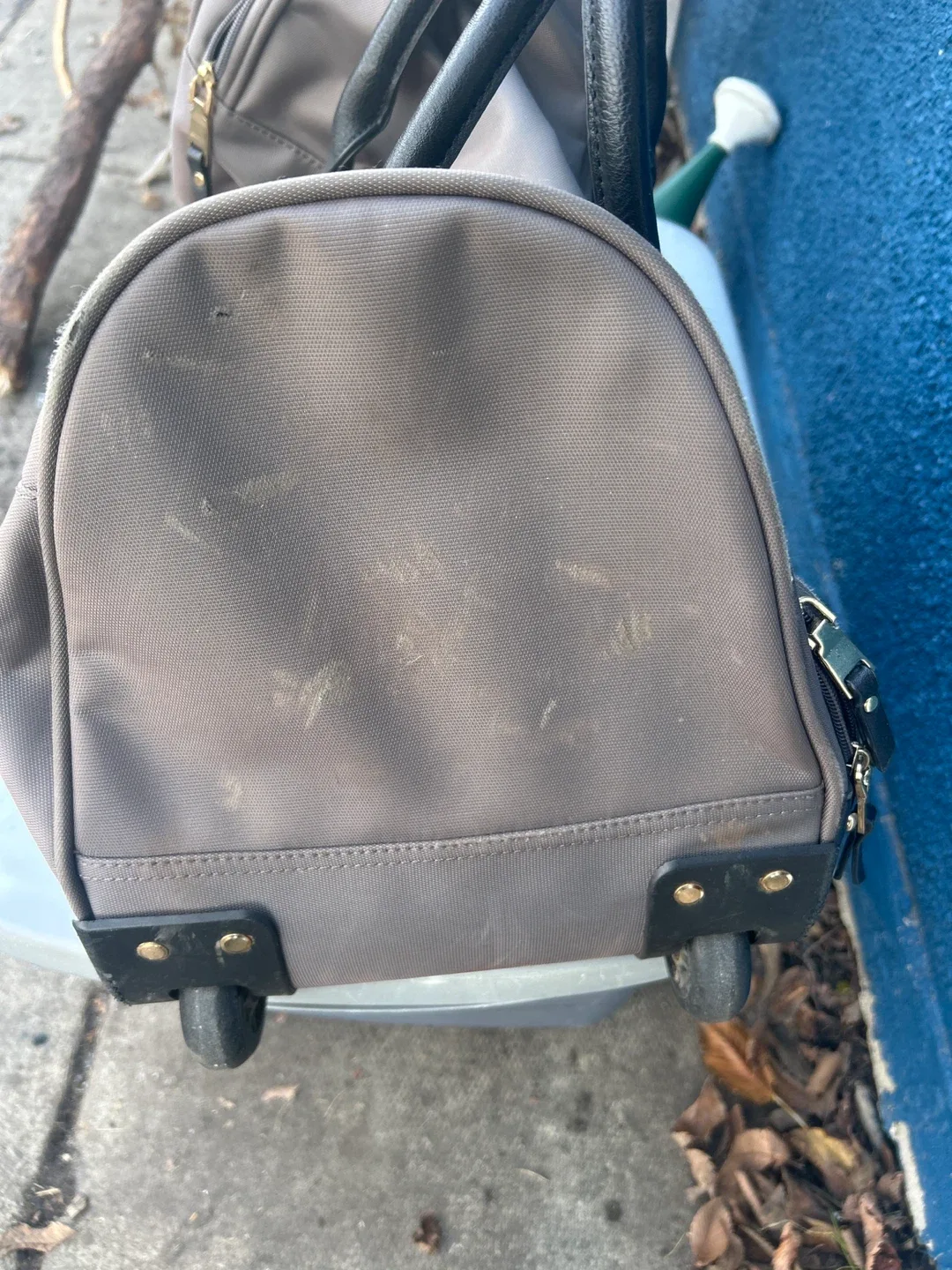 🥕Rolling Duffel Bag - taupe image indicator(3)