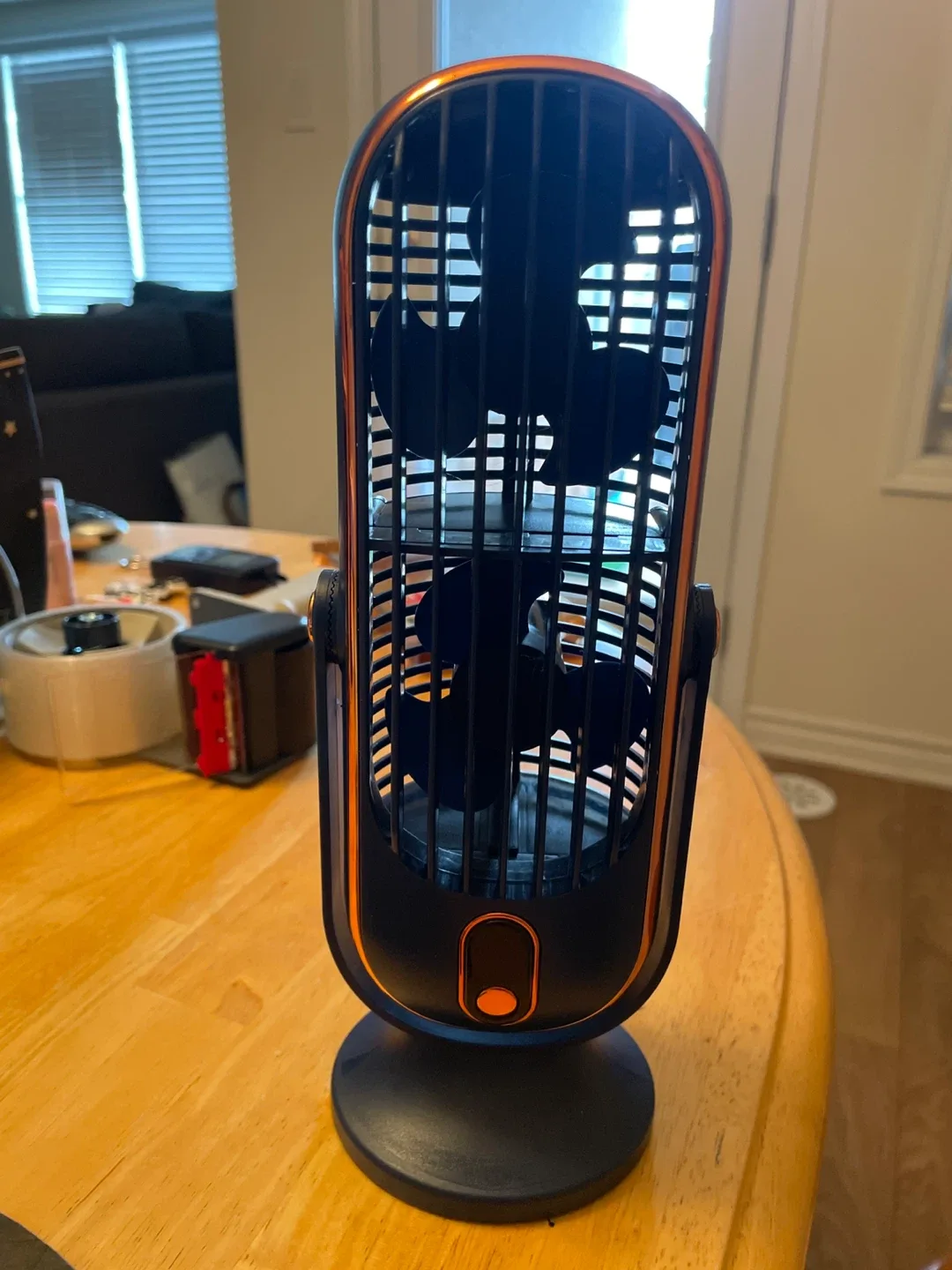 🥕 Portable Desk Fan - cordless rechargeable thumbnail