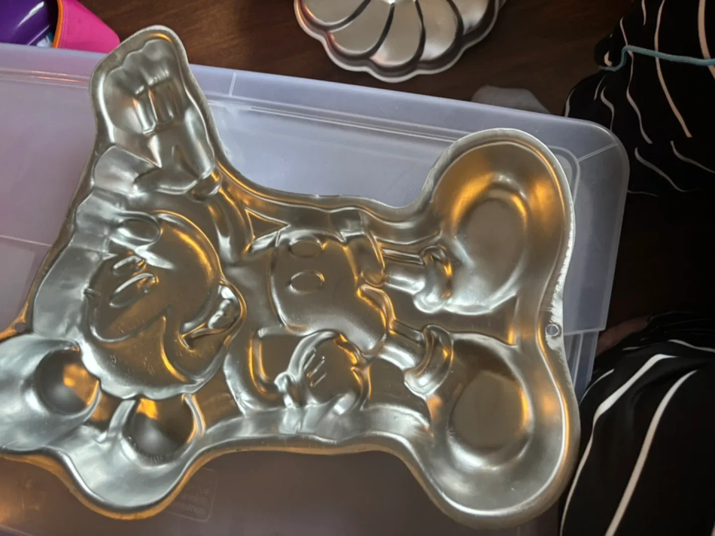 Cake Pans - Mickey Mouse, Winnie the Pooh & More! image indicator(2)