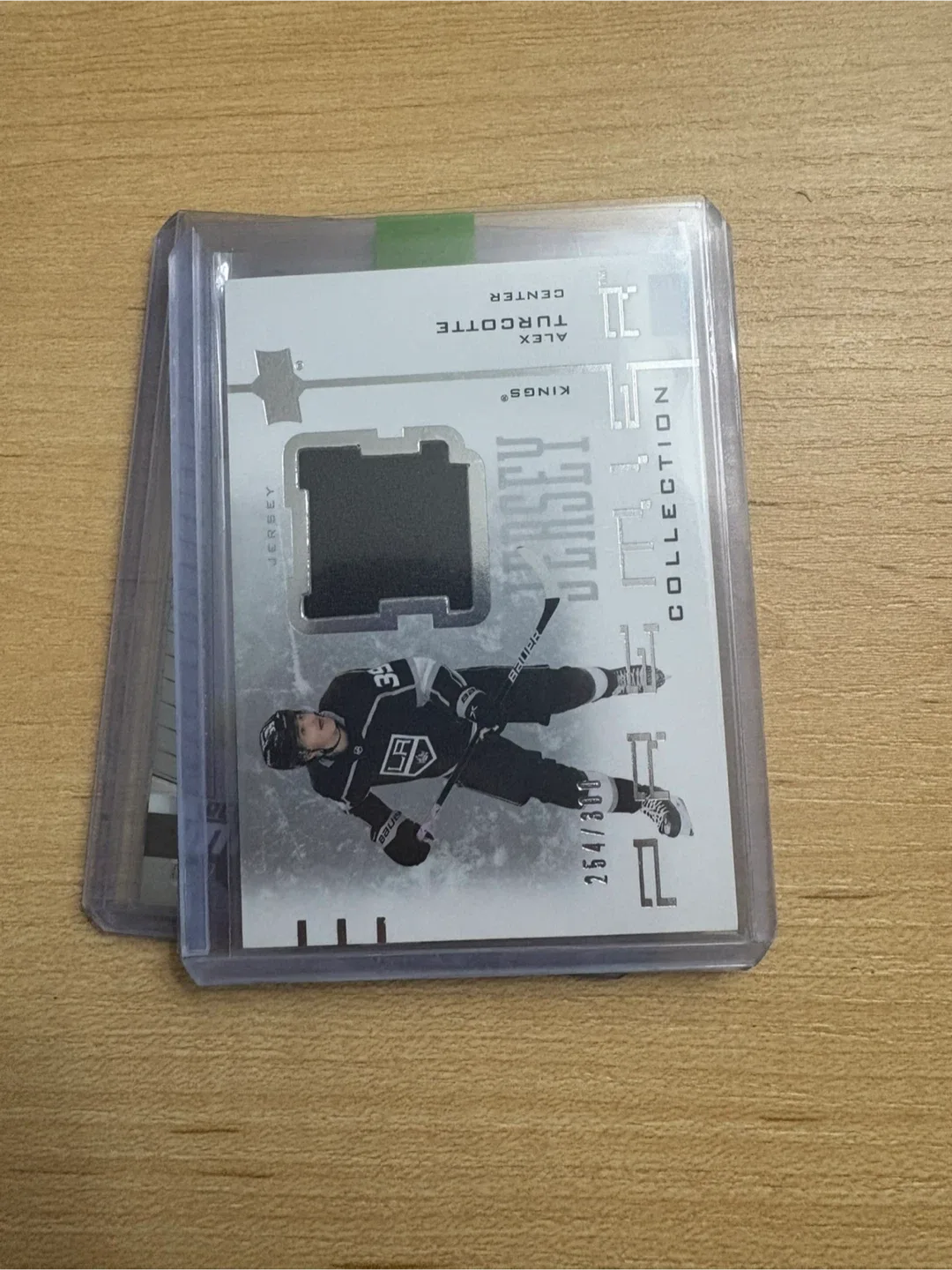 Single hockey cards open to offers image indicator(6)