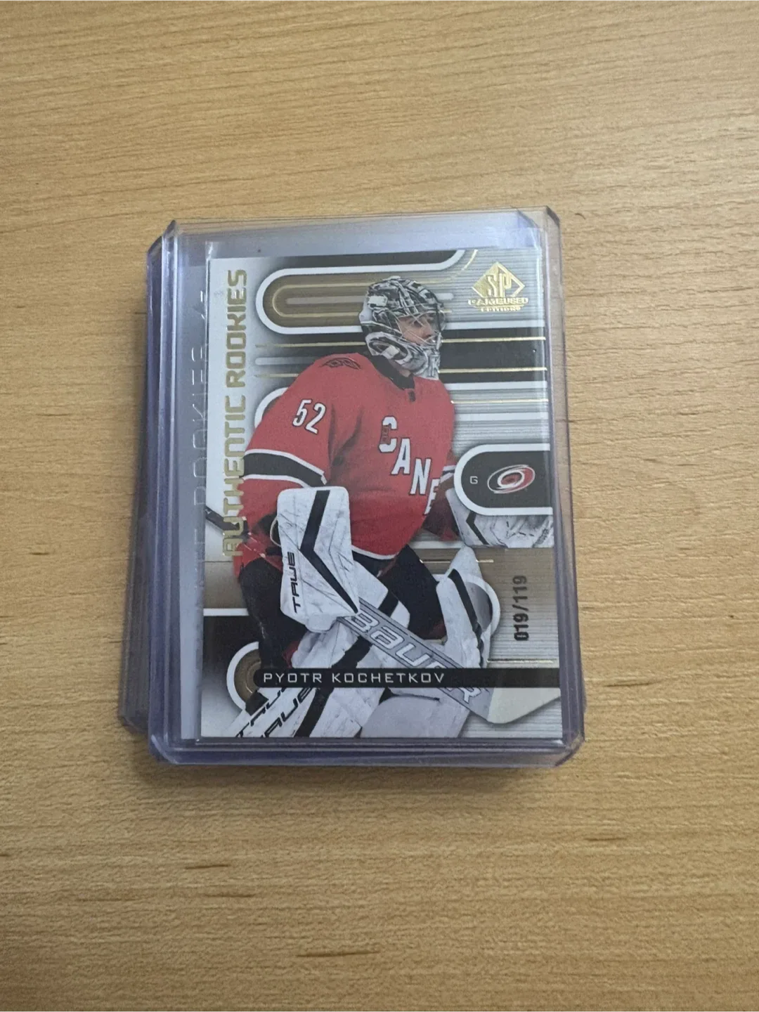 Single hockey cards open to offers image indicator(8)