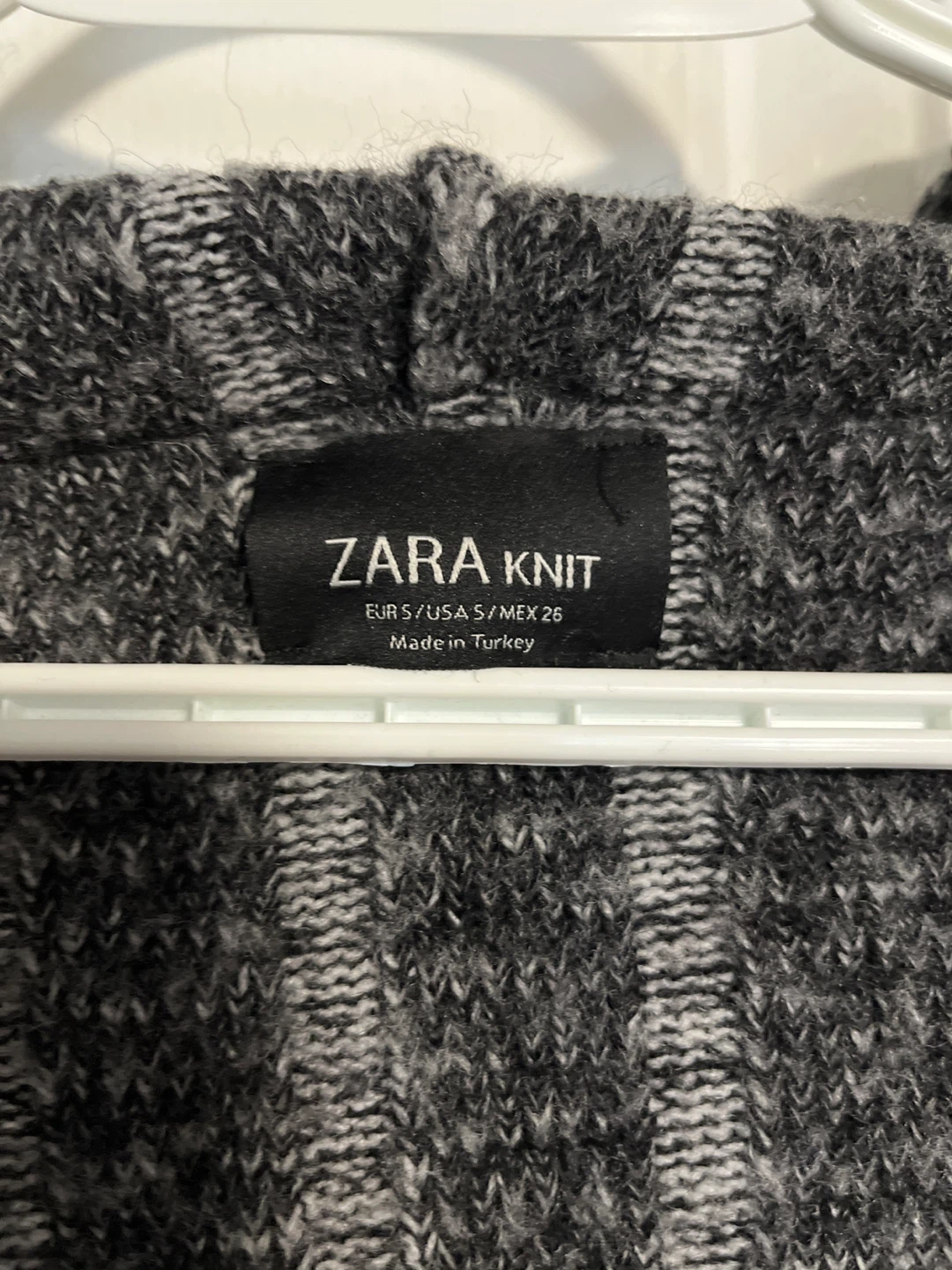 Zara Knit Hooded Cardigan - Size S like M - photo 3