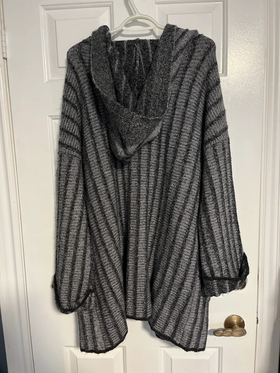 Zara Knit Hooded Cardigan - Size S like M - photo 4