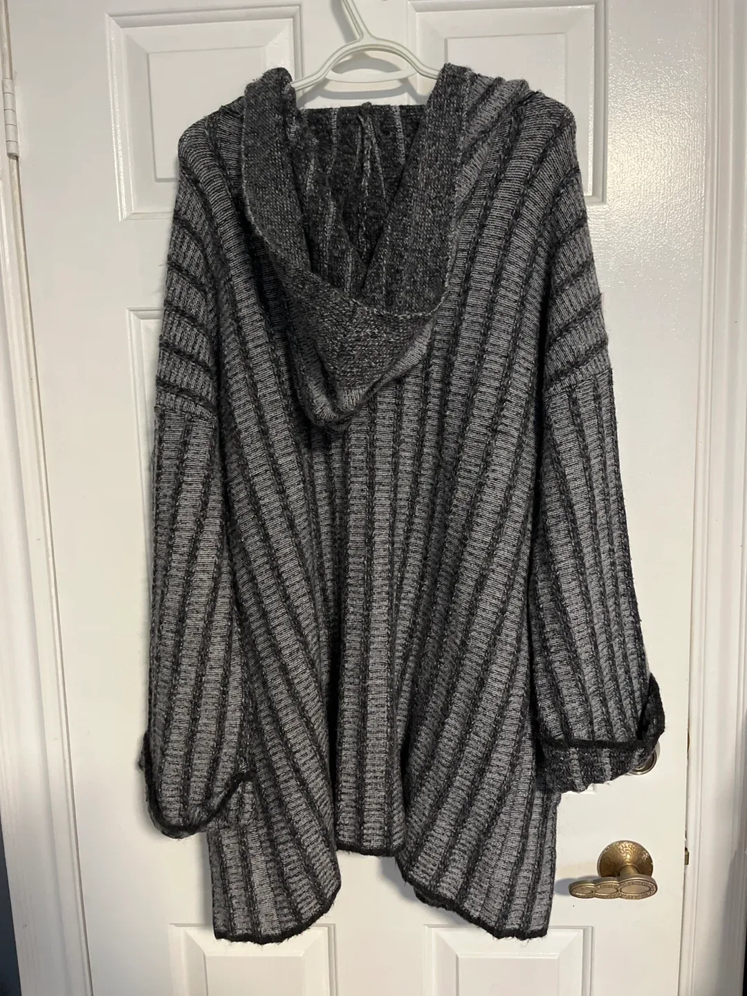 Zara Knit Hooded Cardigan - Size S like M image indicator(4)