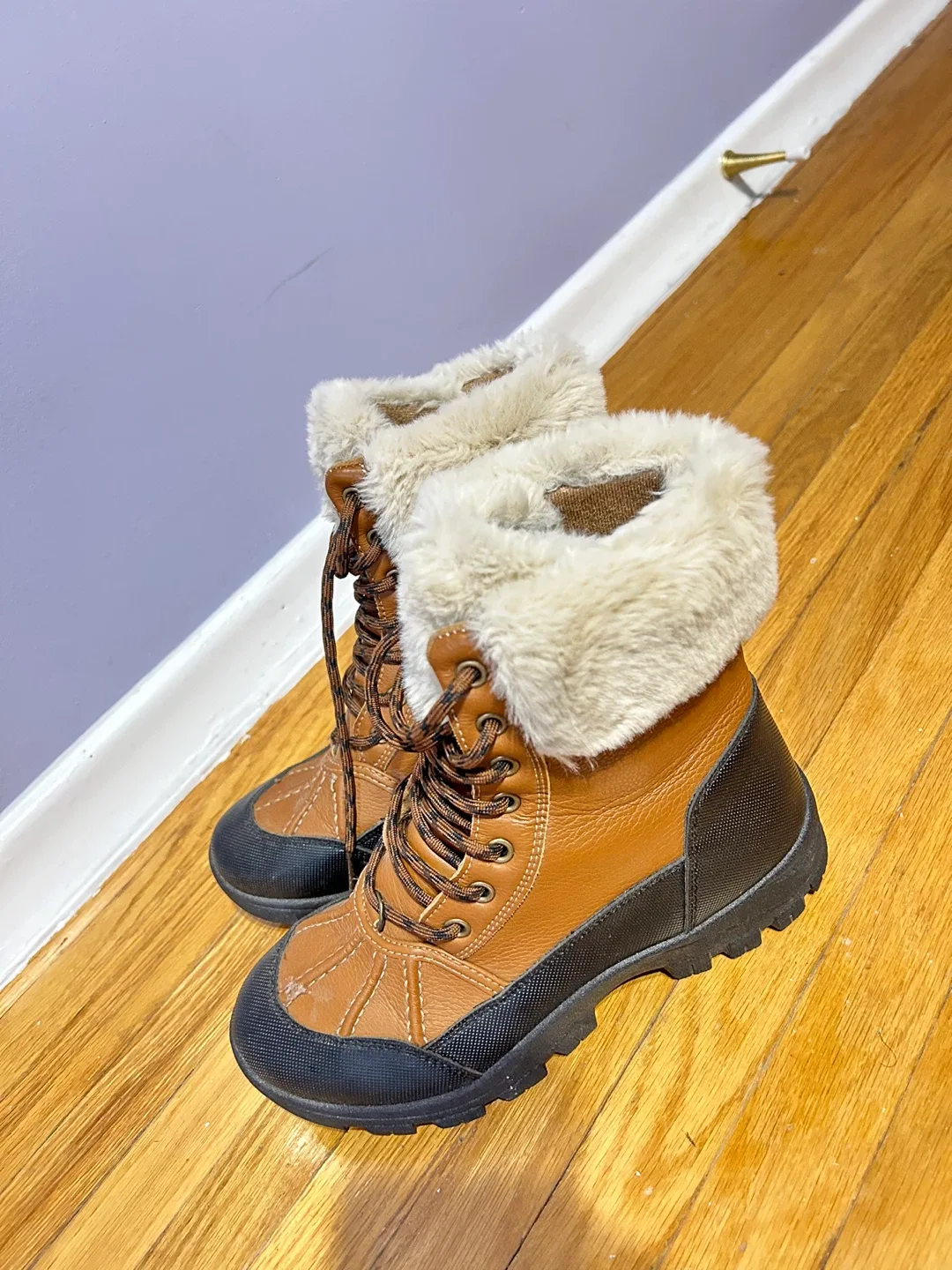 Winter Boots Brown for Snow/Cold image indicator(2)
