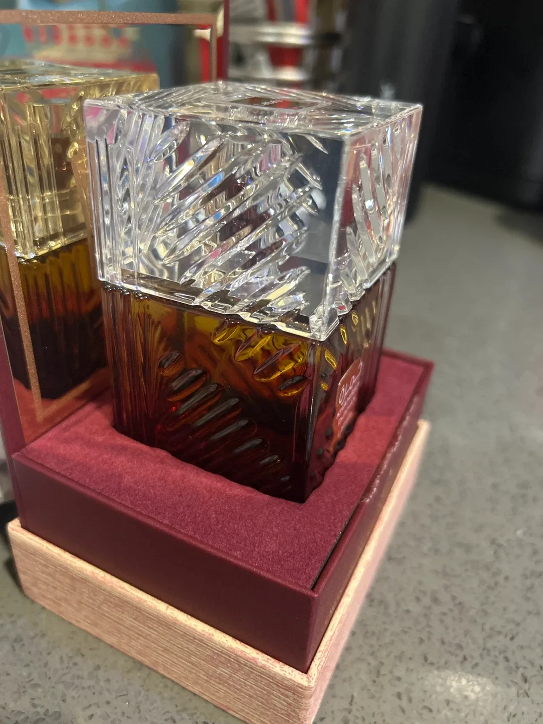 Lattafa Khamrah Dukhan 100ml Perfume image indicator(3)