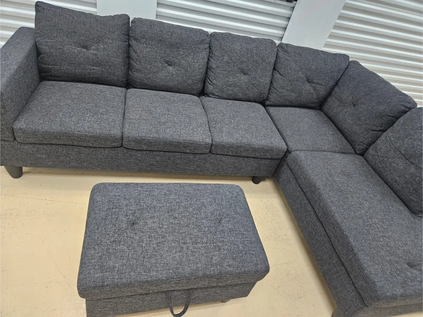 Gray Sectional Sofa with Ottoman (104" x 75") image indicator(2)