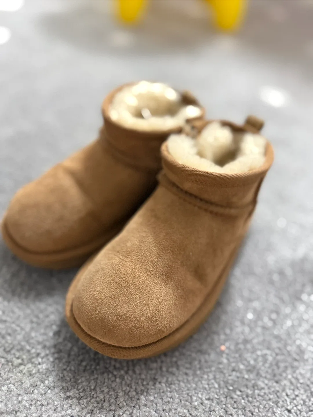 UGG Kids Classic II Boot Size 11 image indicator(6)