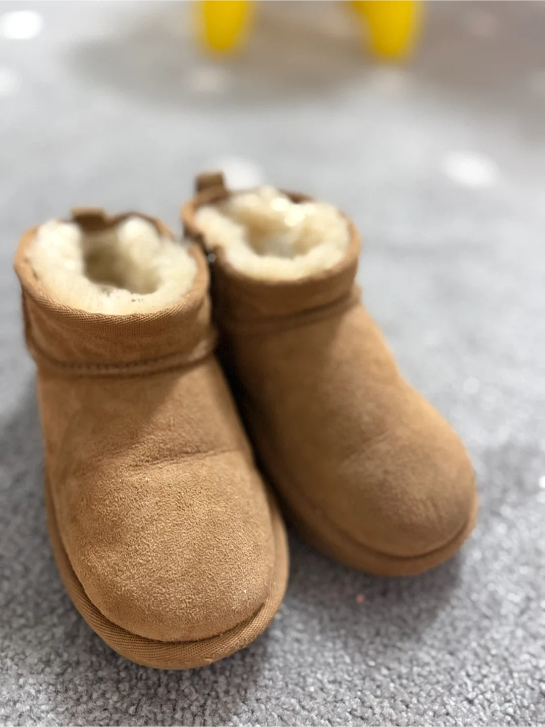 UGG Kids Classic II Boot Size 11 image indicator(3)