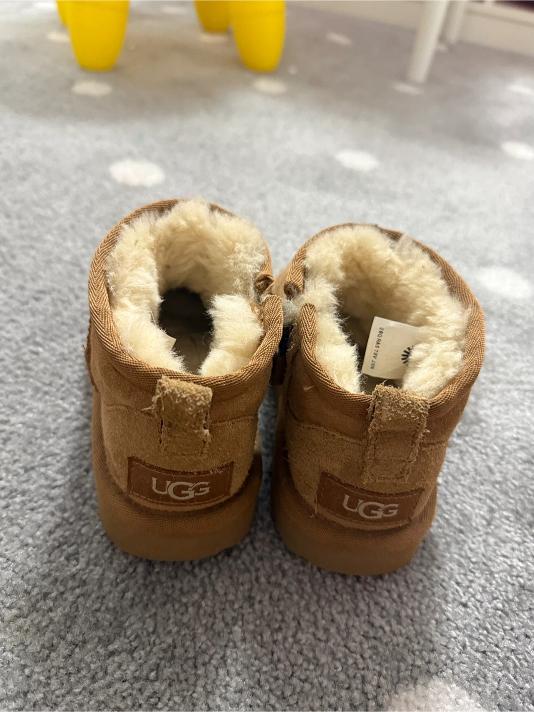 UGG Kids Classic II Boot Size 11
