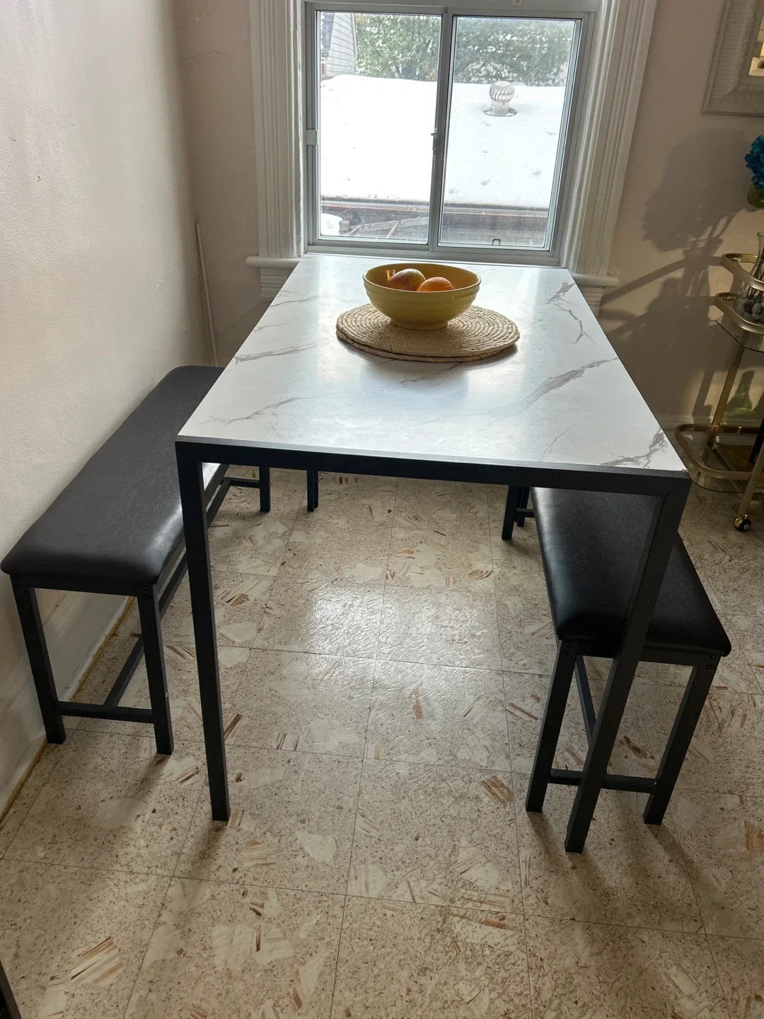 Dining Table with Bench Seating 🥕 image indicator(2)