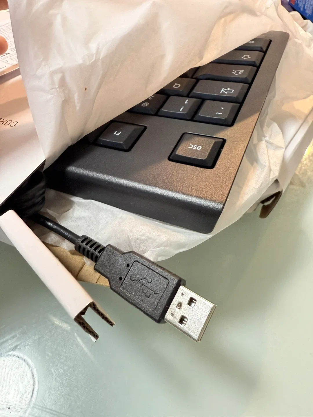 Wired keyboard brand new image indicator(2)