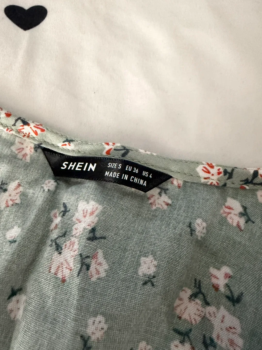 Shein Floral Maxi Dress - Size L image indicator(2)