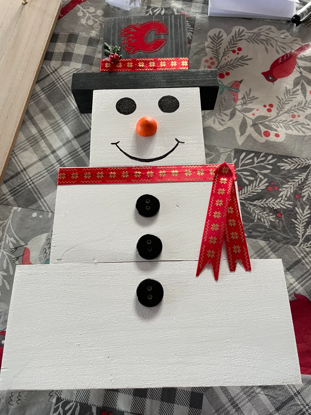 Handmade Calgary Flames Snowman Decoration - photo 3
