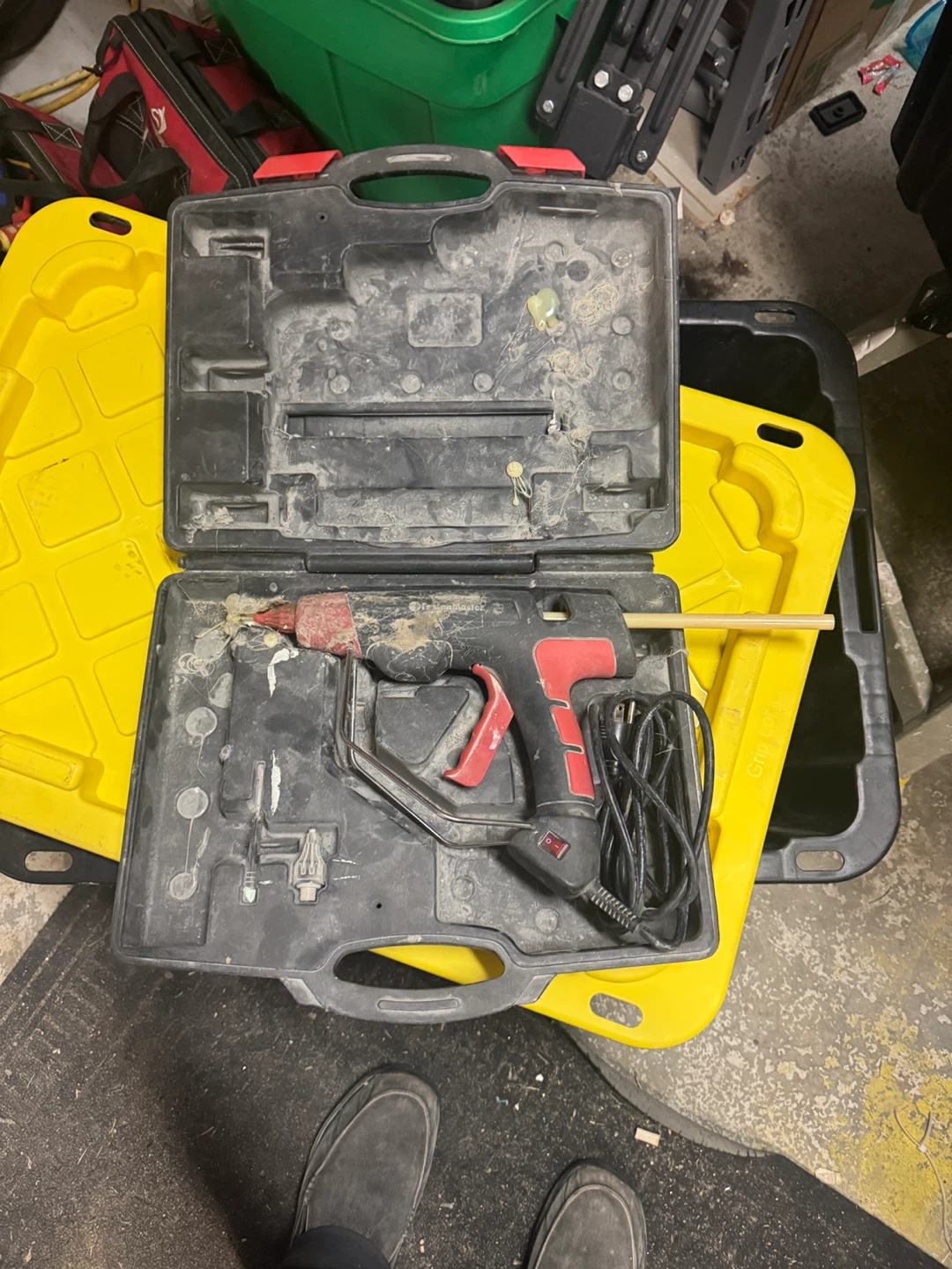 FastenMaster Glue Gun with Case - photo 2