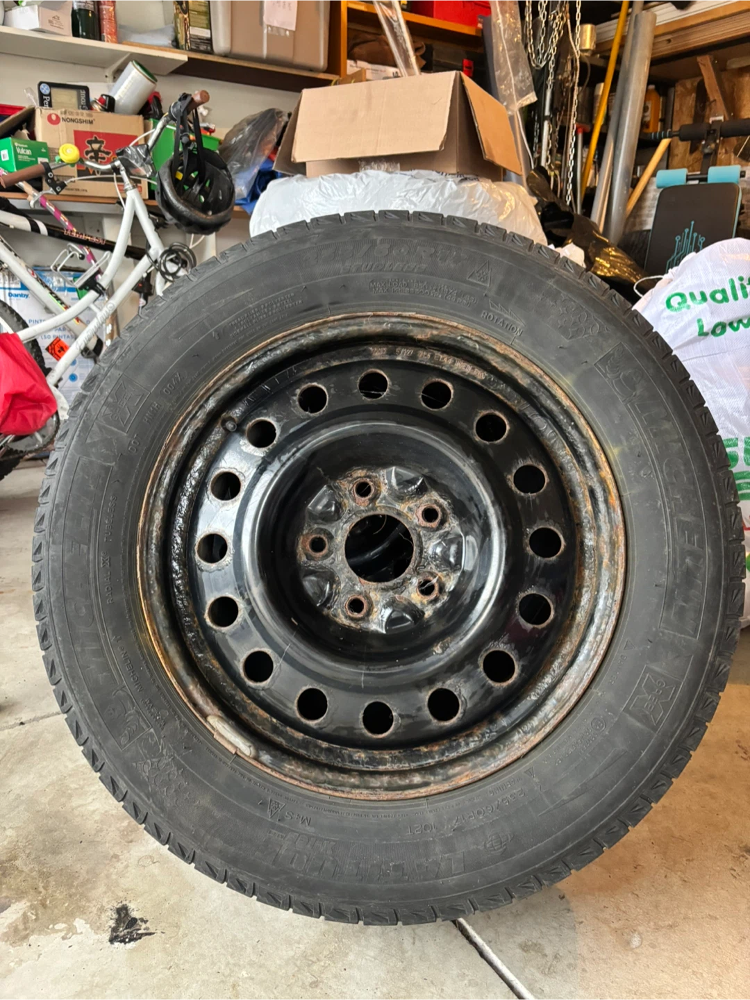 4 Michelin 235/60R17 Studless Winter Tires
