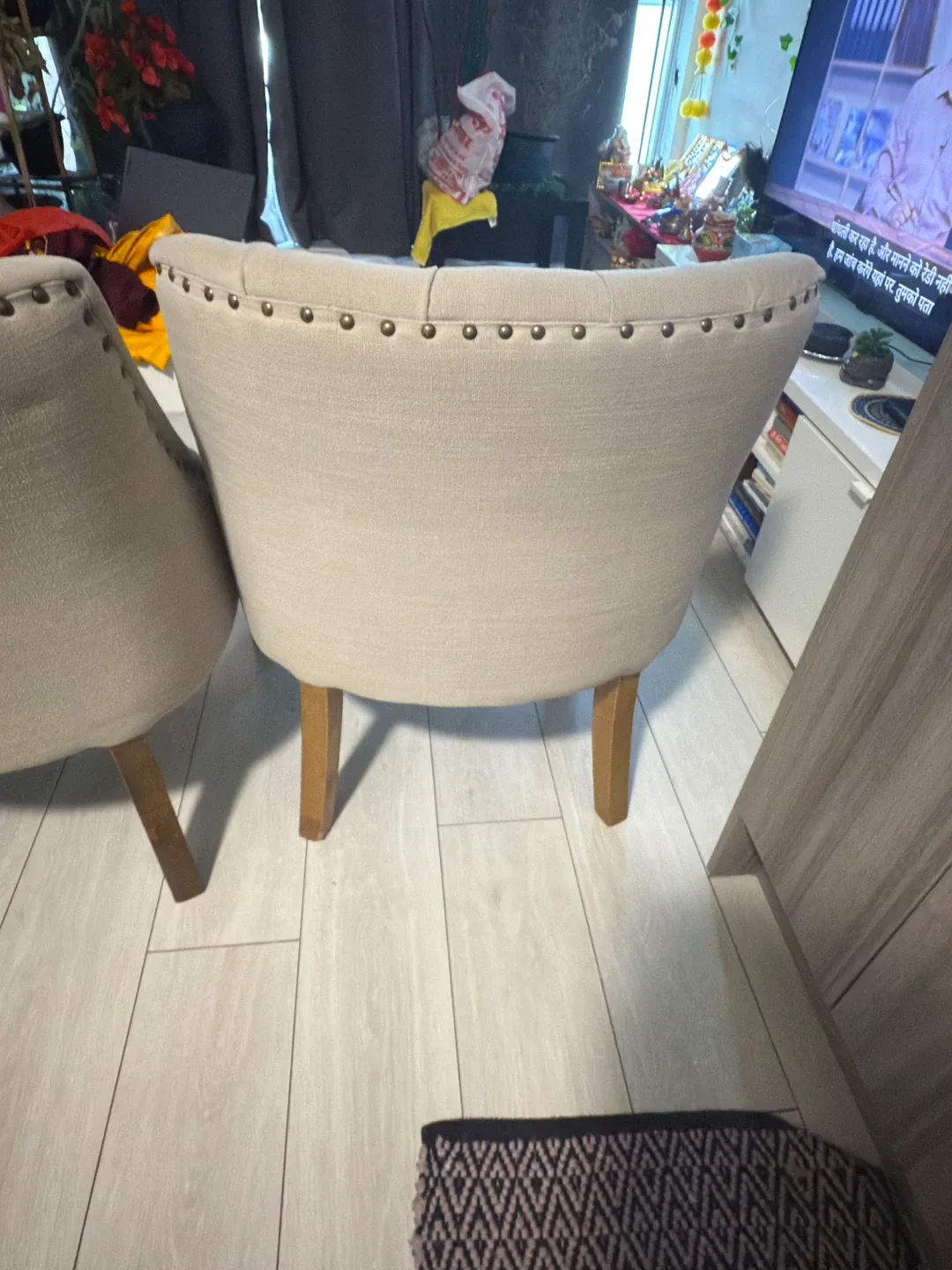 Set of 2 Accent Chairs - Beige image indicator(5)