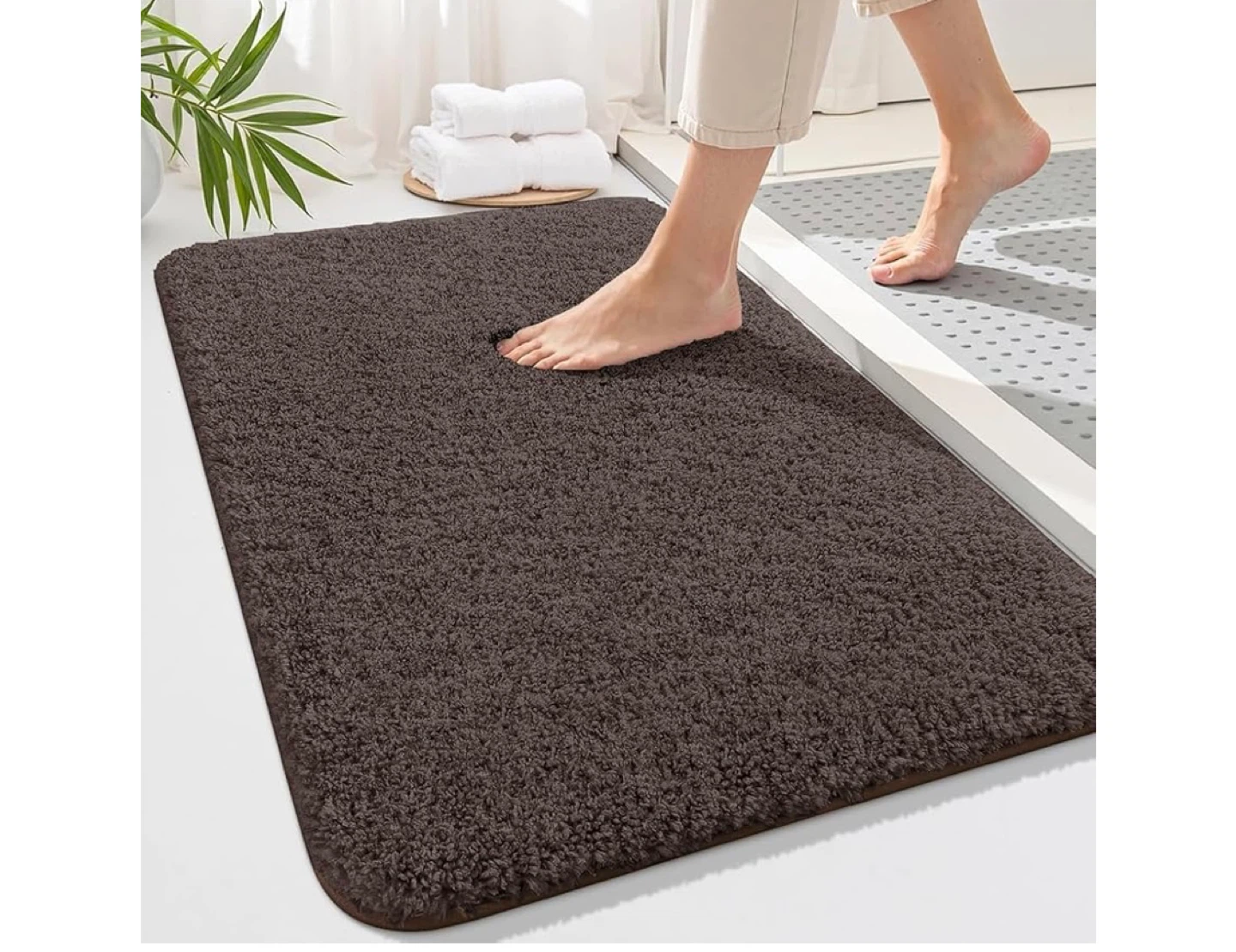 New OLANLY Microfiber Bath Mat - 16x24 Brown
