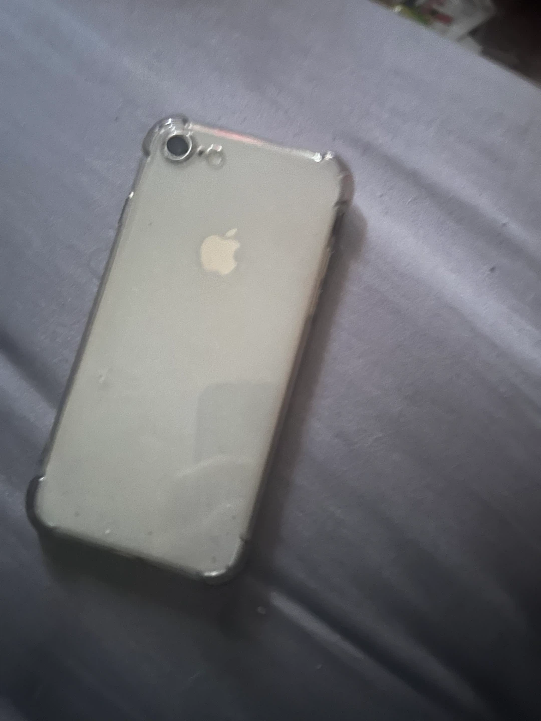 iPhone 6s with plastic case - photo 2