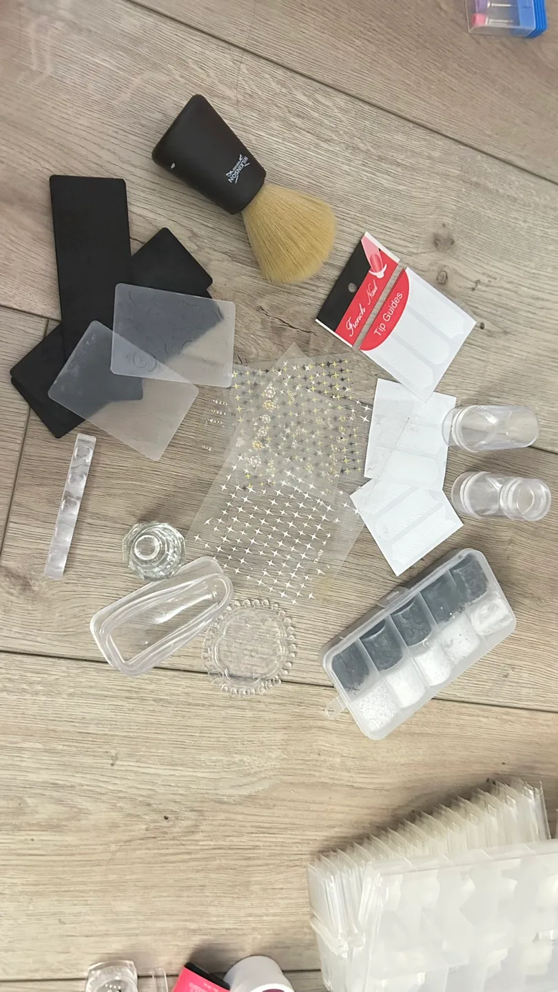 NAIL TECH SUPPLIES, TOOLS, PRODUCTS image indicator(5)