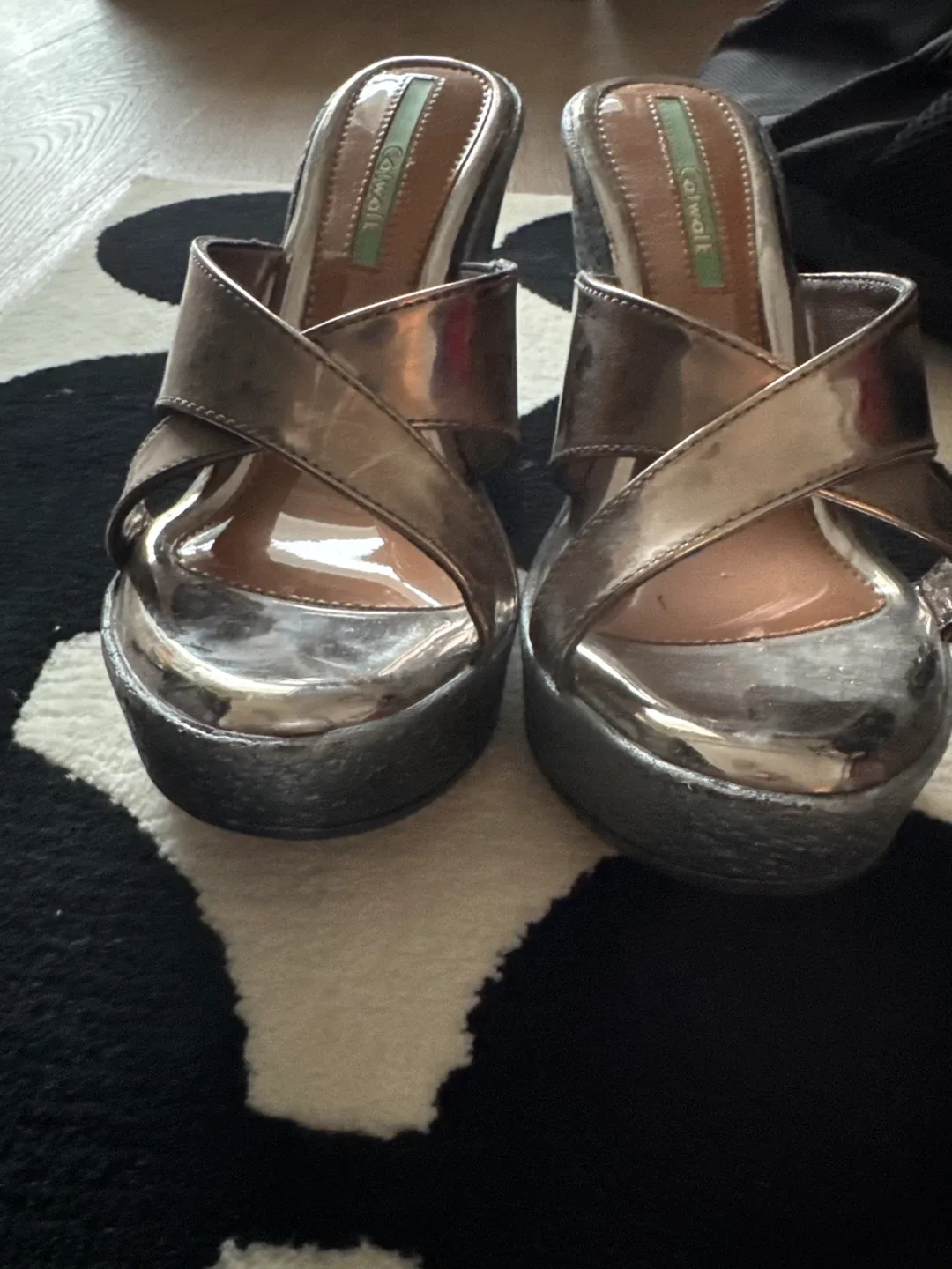 Catwalk Silver Wedge Heels - Size 7 image indicator(4)