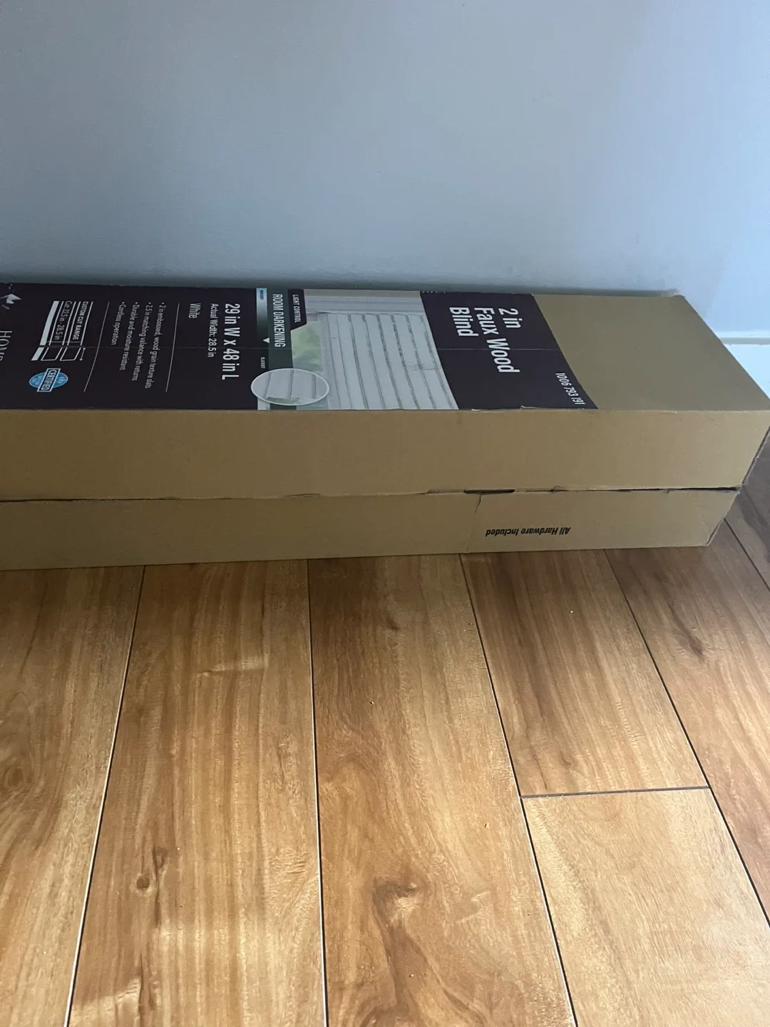 29x48 in Faux Wood Blind - White