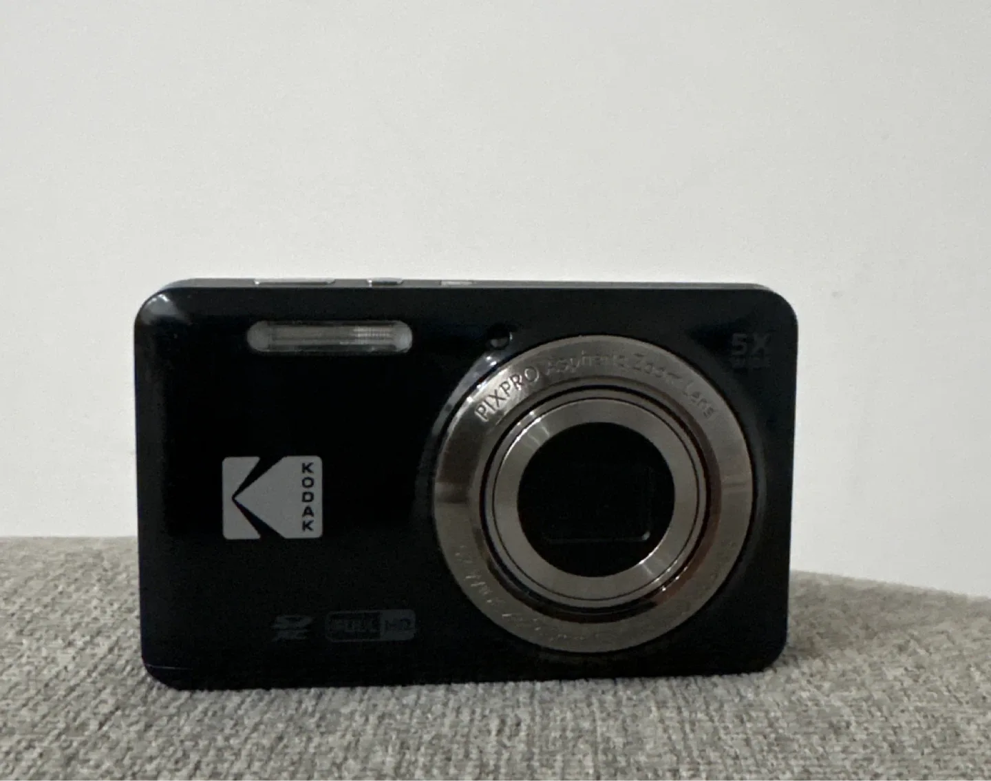 Kodak PIXPRO AZ252 16MP Digital Camera