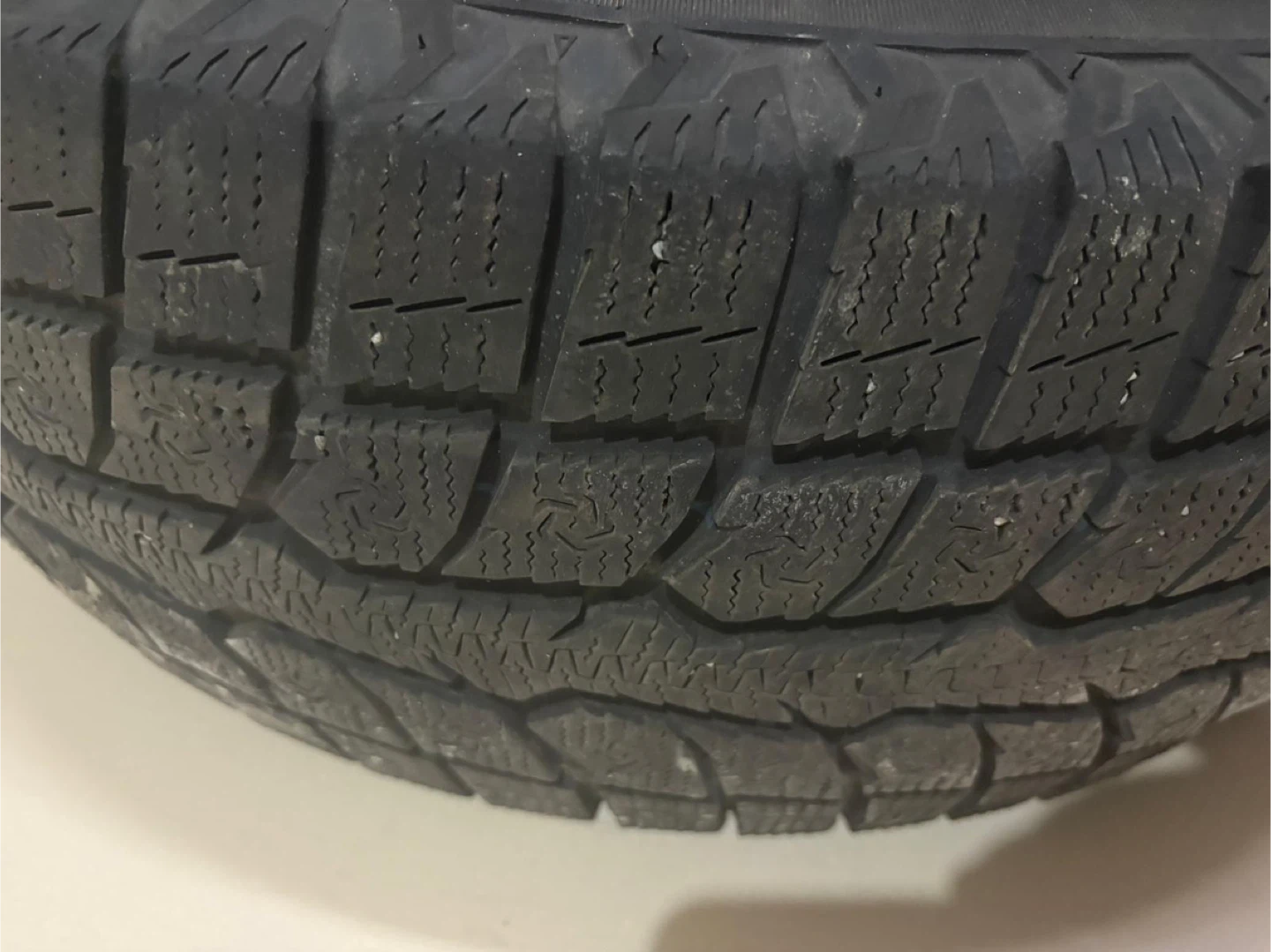 265/65R17 112H Toyo Winter Tires Set of (4) - photo 5