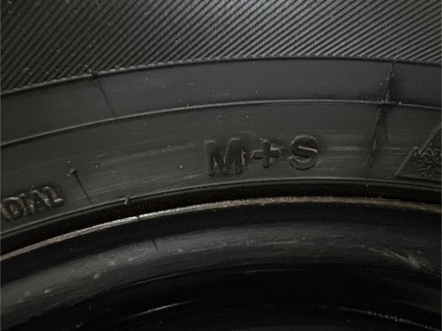 265/65R17 112H Toyo Winter Tires Set of (4) - photo 3