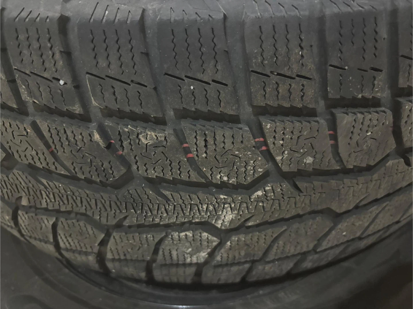 265/65R17 112H Toyo Winter Tires Set of (4) - photo 4